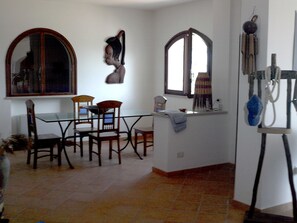 Dining - Cozy villa with sea view. (Peschici)