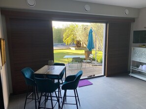 Interior - VILLA BALINAISE DANS LE GARD (Gaujac)