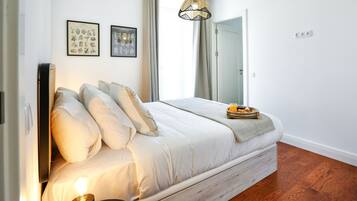 1 bedroom, in-room safe, iron/ironing board, WiFi (free)