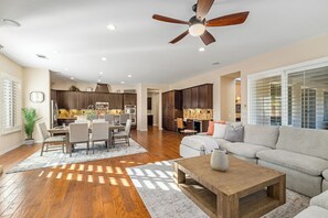 Immagine non classificata, 2 di 48, pulsante