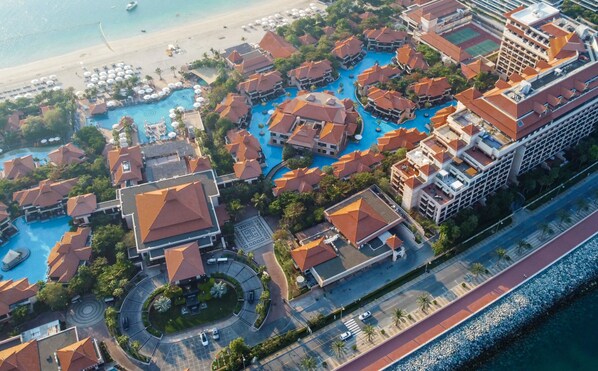 Exterior - Relaxing Upgraded 1 bedroom apartment at 5-star Resort (Dubai)