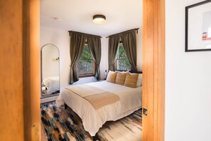 3 bedrooms, memory-foam beds, WiFi