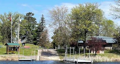 Serene Lake House by Big Sandy Lake with tons of activities like fishing.