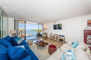 Photo non classée, 5 sur 28, bouton