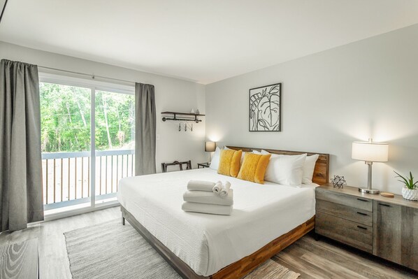 Premium Double Room | Premium bedding, down comforters, individually decorated