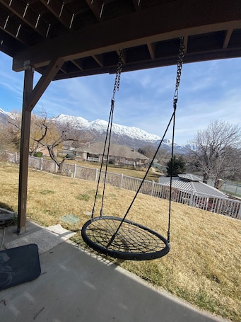 Property grounds. Central located 3 bed 2 bath group & family-friendly bsmt step-out Apt w view