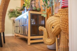 Interior - Joshua Tree National Park-Gorgeous Home-HotTub+Game Rm+Views+EV Charger! (Twentynine Palms)