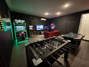 Spielezimmer