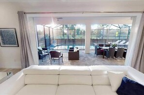 Smart TV, video games