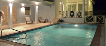 Ffryes House, 3 Bedroom Villa with Private Pool and Garden