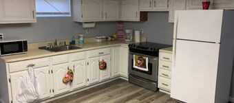 Lovely 2 bedrooms Luxury Apartment near the beach