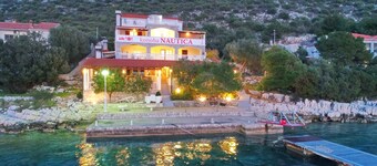 Seafront Apartments Anthony - One Bedroom Apartment with Balcony and Sea View