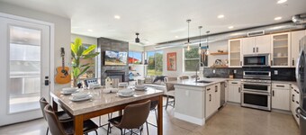 Swanky Townhome Near Old Town, Breweries and River