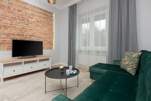 Apartamento, 2 quartos, cozinha | Sala de estar