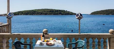Apartment (Two Bedroom Apartment with Balcony an) | Terrace/patio