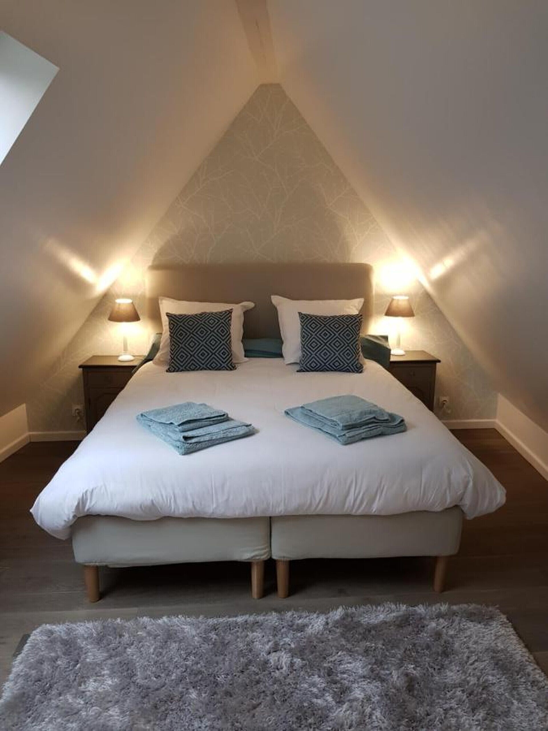 1 chambre, système d’insonorisation, accès au Wi-Fi (inclus)