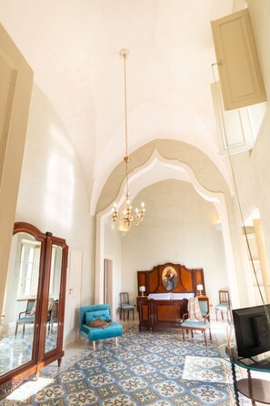 Studiosuite, 1 Doppelbett und Schlafsofa