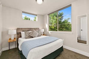 House, Multiple Beds, Hot Tub, Garden View (750 Jerome St Unit 6) | 1 bedroom, free WiFi, bed sheets