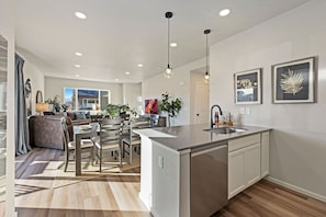 House, Multiple Beds, Patio, Garden View (2908 Barnstormer St Unit #1) | Private kitchen - Hidden Gem – Brand New Curated Home W Pool Access (Fort Collins)