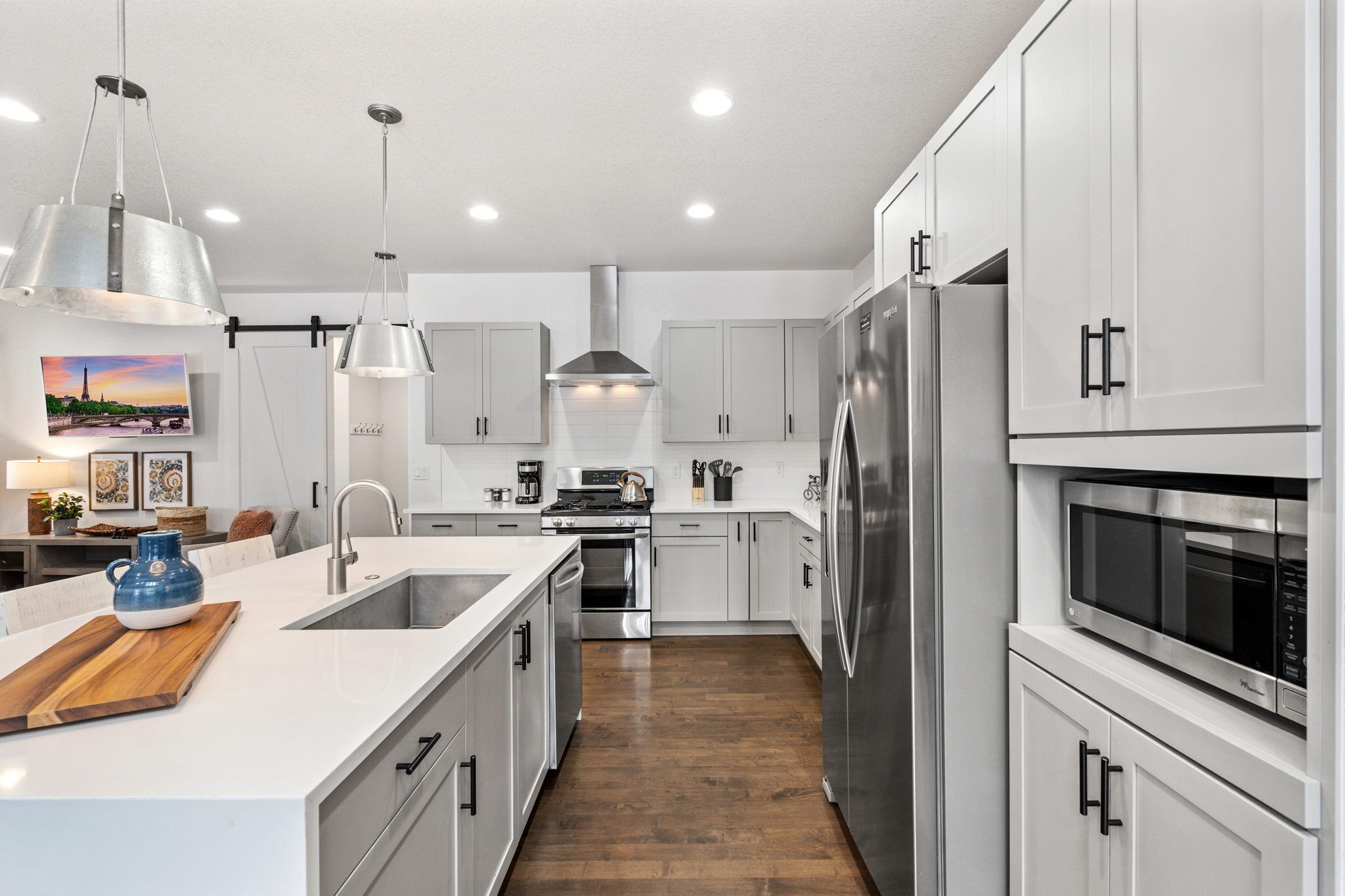 House, Multiple Beds, Patio, Garden View (350 Pascal St.) | Private kitchen | Fridge, microwave, oven, stovetop