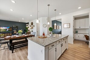 House, Multiple Beds, Patio, Garden View (4055 Wyatt Falls) | Private kitchen | Fridge, microwave, oven, stovetop - New Build W/ Great Backyard & Lake Access! (Loveland)