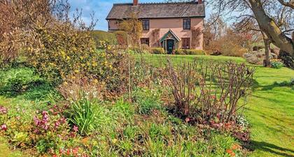 Field Cottage - Wye Valley Holiday Cottage