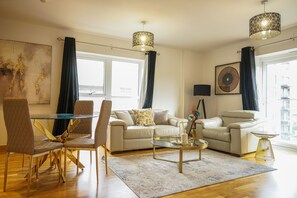 Departamento, 2 camas Queen size | Interior