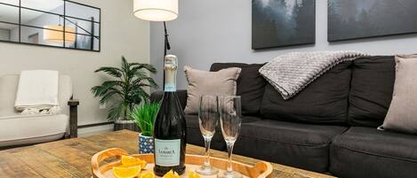 Condo, Multiple Beds, Patio, Garden View (220 Peterson St Unit 7) | Living area