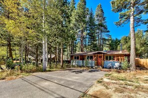 Cabin, 3 Bedrooms | Exterior