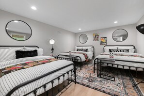 4 Schlafzimmer, Bügeleisen/Bügelbrett, Reisekinderbett, Internetzugang