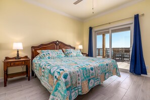 House, 5 Bedrooms - Beach Happy - 2609 Bienville 5 Bedroom Home by RedAwning (Dauphin Island)