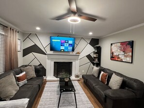 Smart TV - 3 bedroom brick ranch (Apex)
