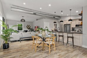 Apartment, Multiple Beds, Patio, Garden View (317 Stover St. Unit C) | Private kitchen | Fridge, microwave, oven, stovetop