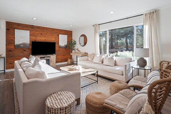 Casa, 2 habitaciones | Área de sala de estar