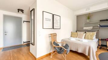 Apartment | Iron/ironing board, free WiFi, bed sheets