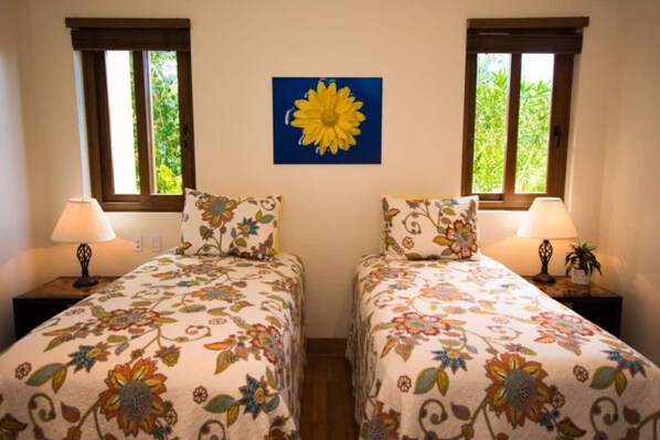 3 bedrooms, desk, iron/ironing board, free WiFi