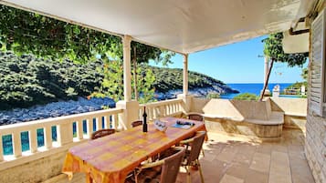 Apartamento (Two Bedroom Apartment with Pool and S) | Terraço/pátio