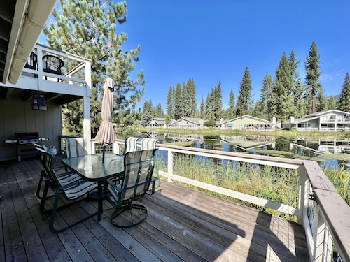 Cozy Townhome on Plumas Pines
