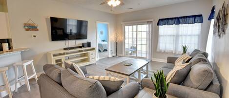 Condo, 3 Bedrooms | Living area | Smart TV