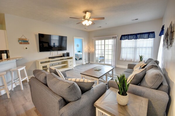 Condo, 3 Bedrooms | Living area | Smart TV