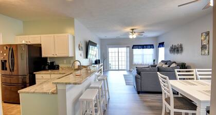 6010 Windsor Green Way 204 3 Bedroom Condo by Redawning