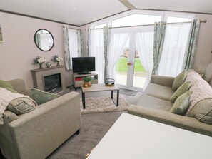 Cottage | Living area