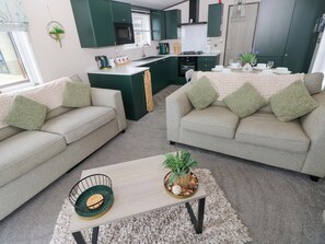 Cottage | Living area