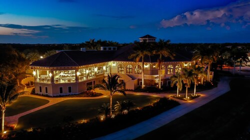 HERITAGE BAY GOLFER'S PARADISE! Luxury Condo in Naples w/AMAZING AMENITIES