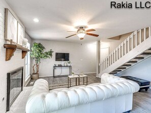 Immagine non classificata, 2 di 46, pulsante