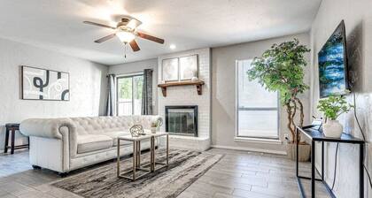 This townhouse is a 2 bedroom(s), 1.5 bathrooms, located in Edmond, OK.