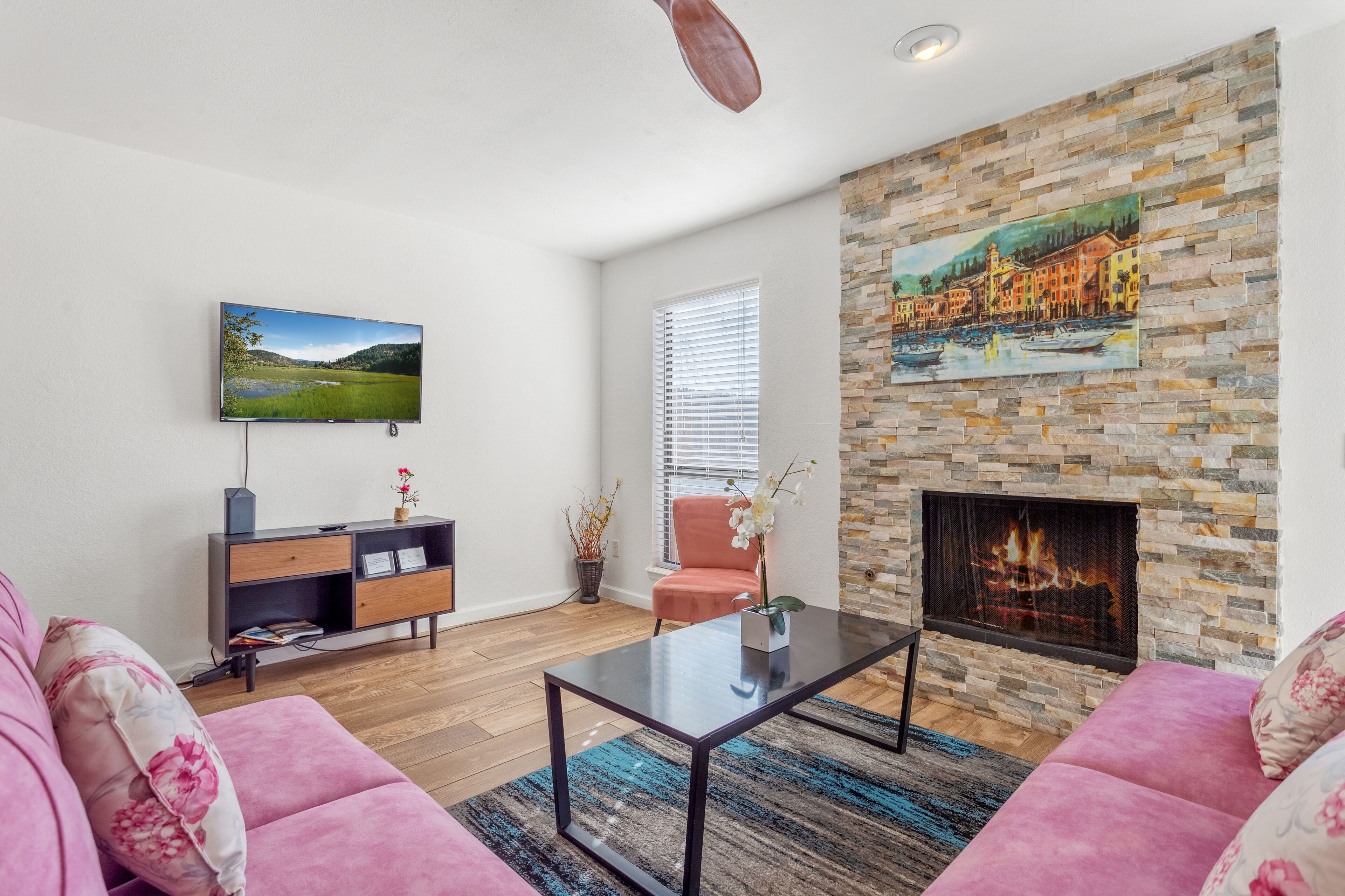 This is the perfect place to enjoy the private space away from the everyday demands we all face