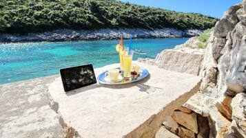 Apartment (One Bedroom Apartment with Terrace an) | Außenbereich