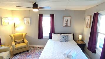 2 bedrooms, desk, iron/ironing board, free WiFi