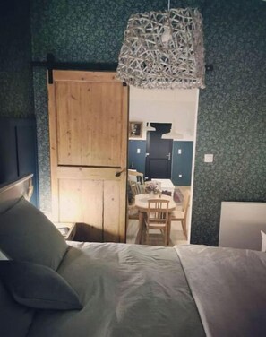 1 Schlafzimmer, Bügeleisen/Bügelbrett, Reisekinderbett, kostenloses WLAN